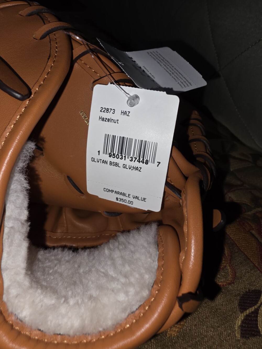 Exclusive Coach Leather Baseball Glove Hazelnut, Sold Out Since 2022 - Picture 7 of 14